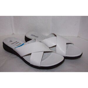 Soft Walk Tillman White soft nappa leather slides women's size 11n